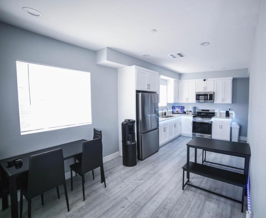 Podlife Hotel Los Angeles Bagian luar foto