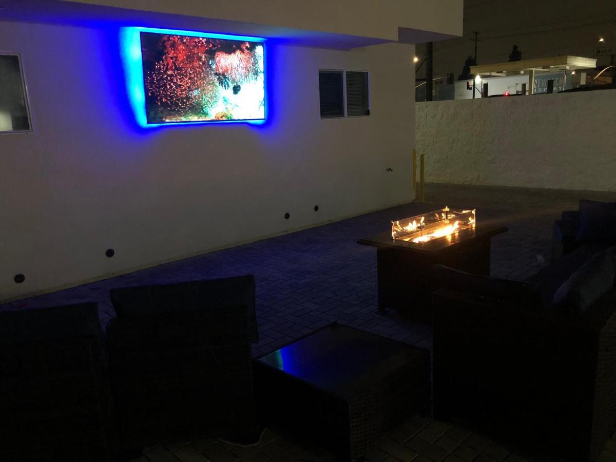 Podlife Hotel Los Angeles Bagian luar foto